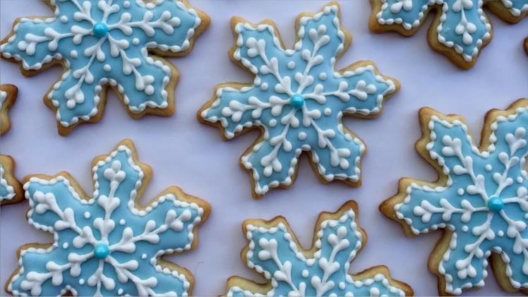 How To Decorate Snowflake Cookies