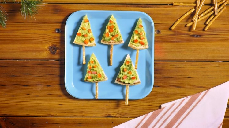 Make Holiday Pita Trees in Minutes! Fun + Healthy Holiday Snack