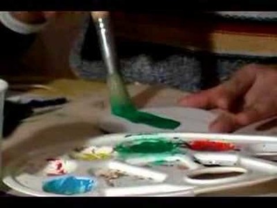 Making Christmas Crafts for Kids : Painting the Circles Green for Making Christmas Crafts for Kids