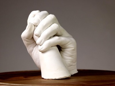 How to make your own family hand-casting