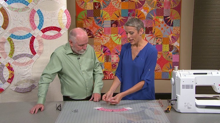 The Quilt Show: Victoria Findlay Wolfe Gives Tips for Curved Piecing