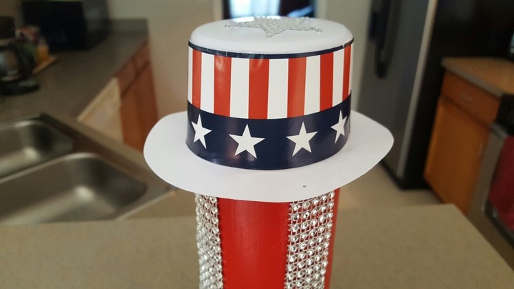 DIY 4TH OF JULY CENTERPIECE | PRINGLES CAN UPCYCLE