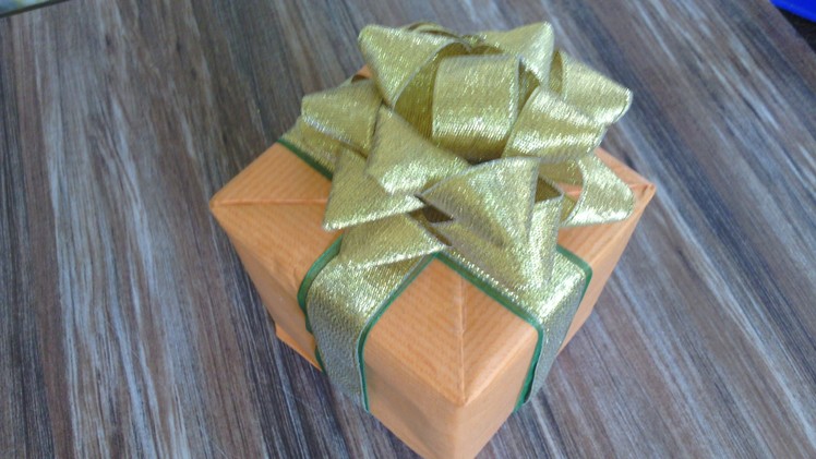 Easy Handmade Gift Wrapping Ribbon Bow