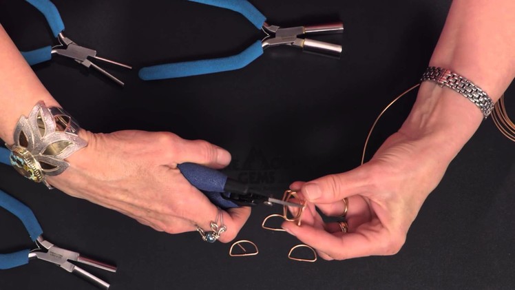 How to Use the Wubbers® Half Round Mandrel Pliers
