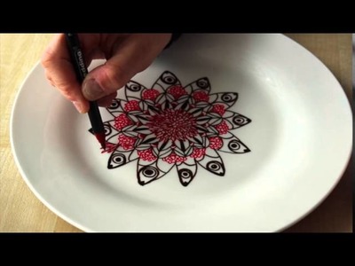 Speed drawing - Mandala on porcelain plate
