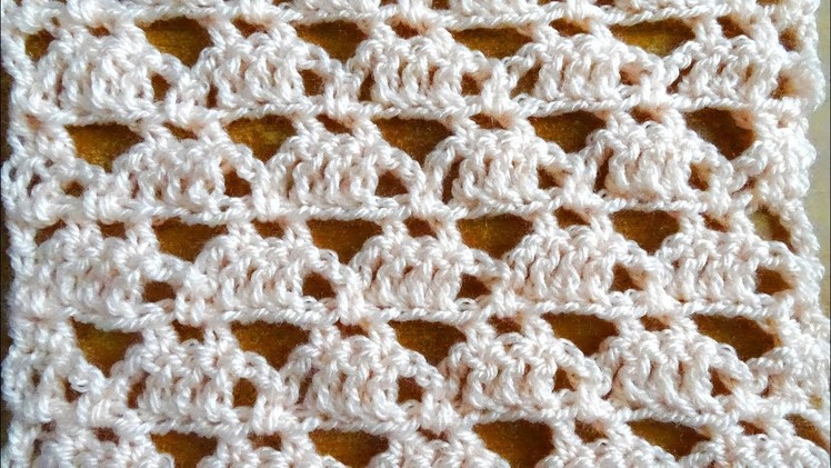 Triangle Crochet Stitch - Right handed Crochet tutorial