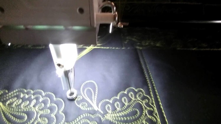 #FMQ101 ( Video #31 - Looped Paisley) Longarm Free Motion Quilting Video