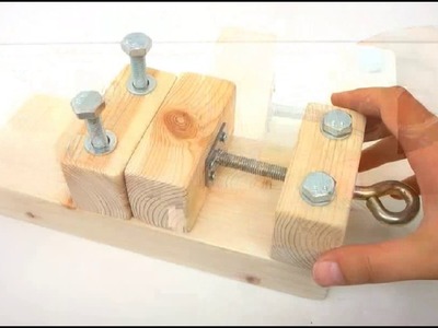Homemade a wooden vice