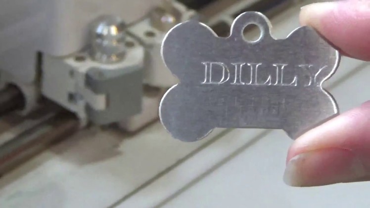 Engraving with Cricut: Dog Tags for my Grand Dogs
