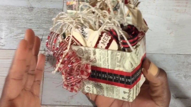 Simple Holiday.Christmas Gift Tags with a Curly Twist
