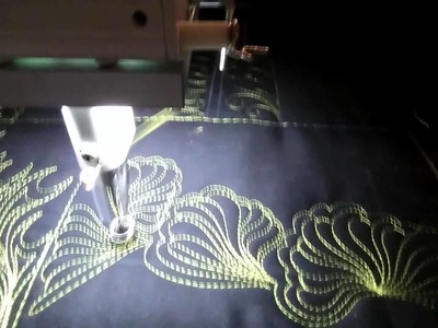#FMQ101 ( Video #51 - Feathered Fan) Longarm Free Motion Quilting Video