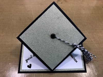 Graduation Stand Up Hat Easel Card