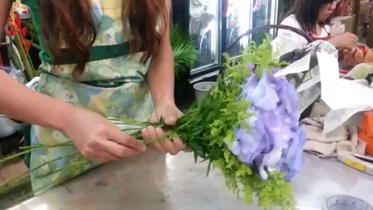 Making Flower Bouquets | Hydrangeas Hand Bouquet Singapore