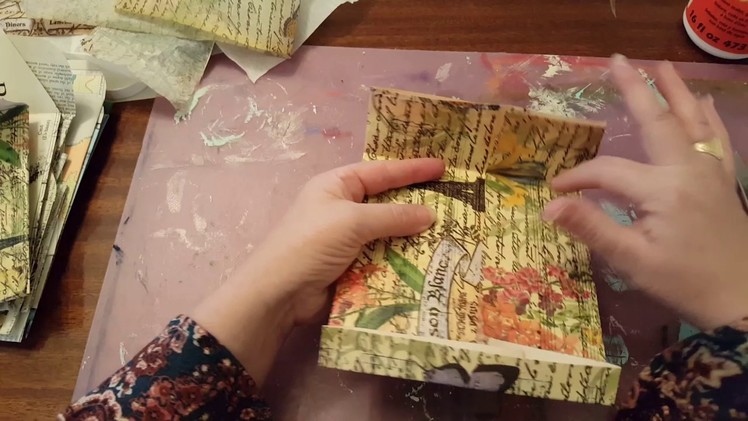 Tutorial: Making envelopes from old book pages.