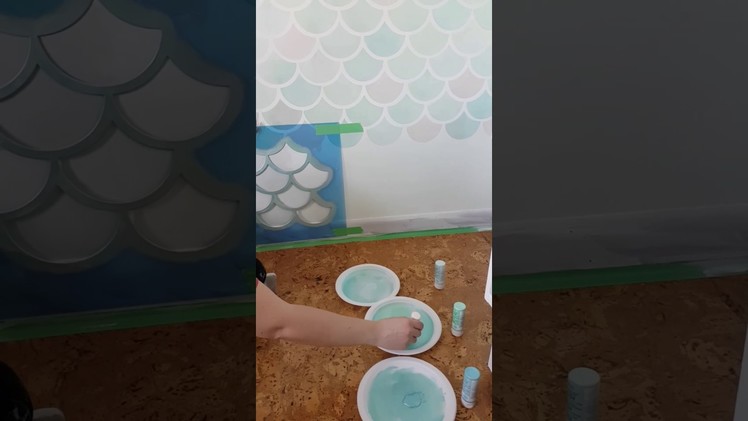 How to stencil mermaid scales on the wall - Easy and cheap!