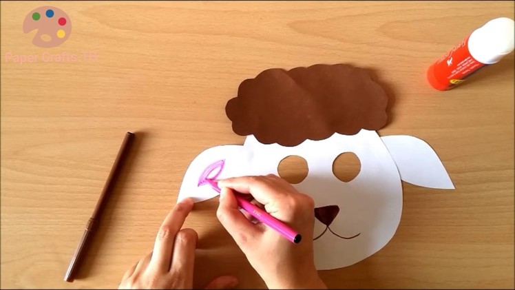 Making Lamb Mask For Preschool Children