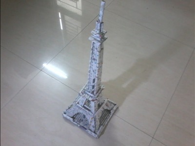 DIY: How to make Eiffel tower model using news paper rolls