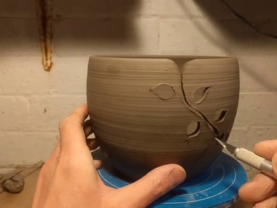 Sped up Carving a leaf pattern into yarn bowls. Making handmade pottery in my home studio