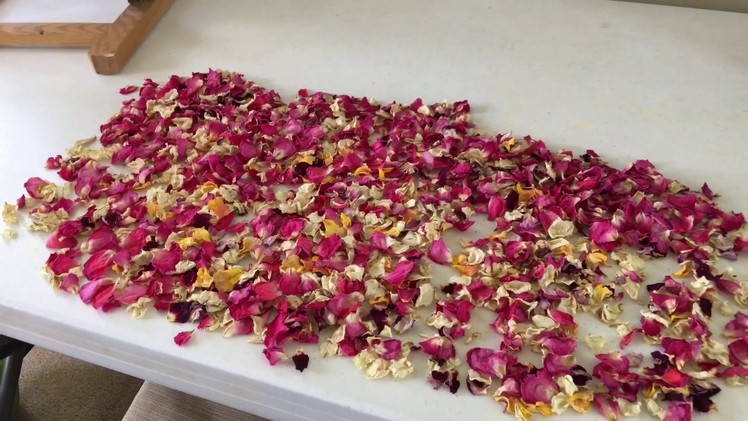 Simple DIY Potpourri with Rose Petals