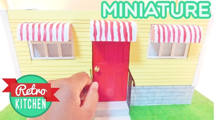 Exterior Siding and Grass | Retro Miniature Kitchen Room Box 1:12