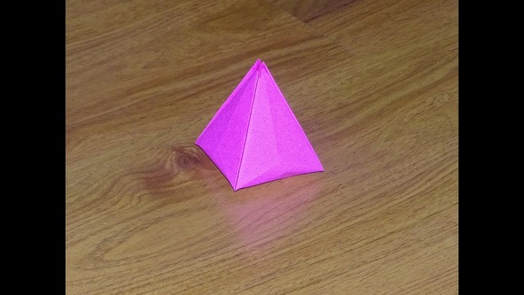 Origami : Paper Pyramid ( very easy and seamless ) : DIY Crafts for kids. Papieren piramide