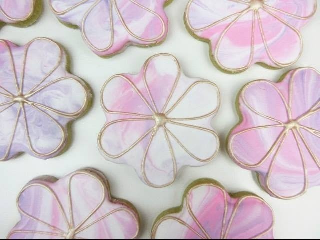 Learn How To Make MARBLED FLOWER Cookies!
