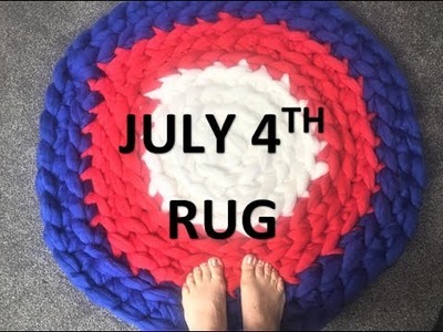 How to arm knit.hand knit a circular rug for July 4! Or any other occasions.