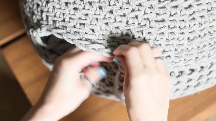 How to finish the pouf
