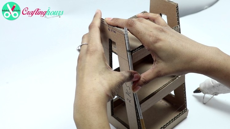 How to Make a Mini Desk Organiser with Waste Cardboard - Very Easy and Quick DIY Craft