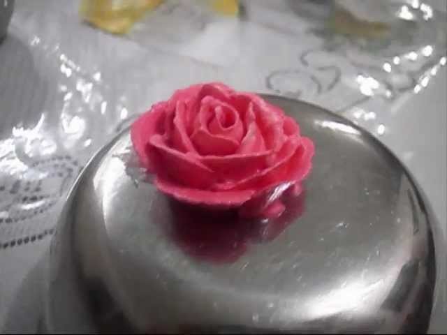 How to pipe a buttercream rose . fun & easY !