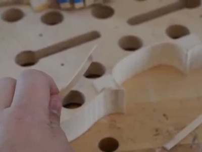 Violin making experiment tutorial - Gluing the Linings