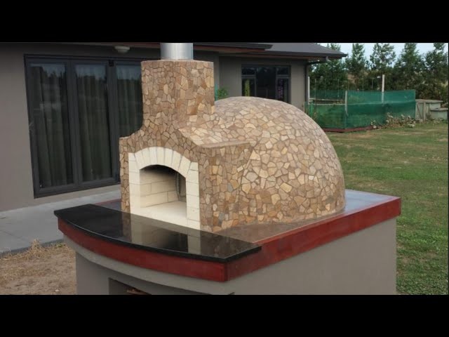 Wood Fired Pizza Oven Construction.  How we built our Pompeii dome pizza oven 2015