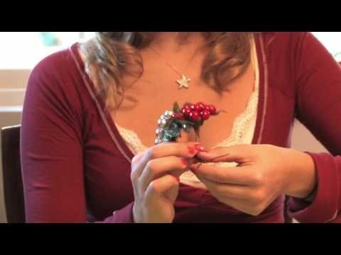 Christmas Crafts : How to Make Christmas Place Card Holders for the Table