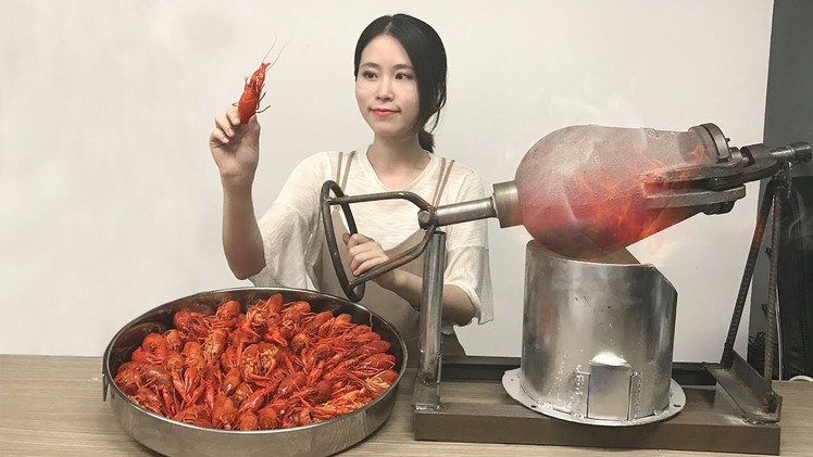 E19 Cook Crayfish in popcorn popper?! Boom~Your spicy crayfish is to be served immediately.