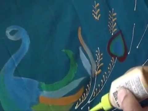 Fabric painting of a peacock with pearl colours - tutorial 3