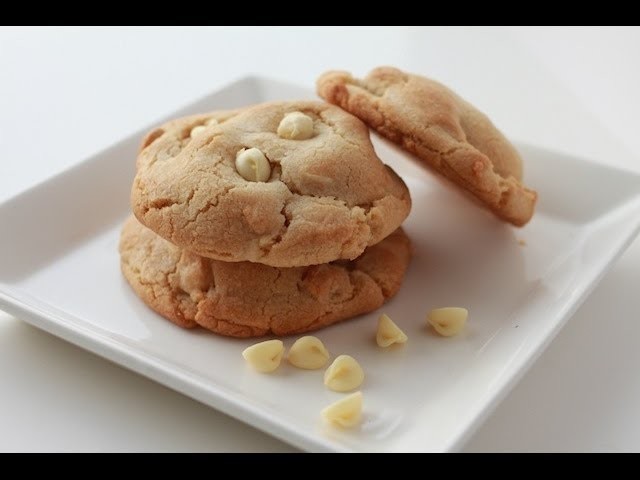 How to Make White Chocolate Oreo Stuffed Cookies | Simply Bakings
