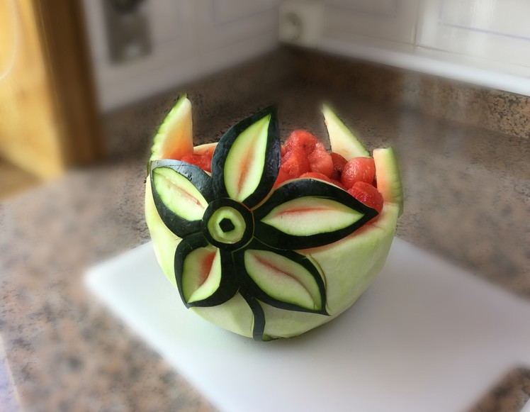 HOW YOU SCULPT A FLOWER IN WATERMELON -  Model 4 By J  Pereira Art Carving