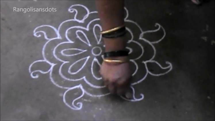 Simple free hand rangoli designs for Margazhi kolam | Dhanurmasam muggulu | Sudha Balaji