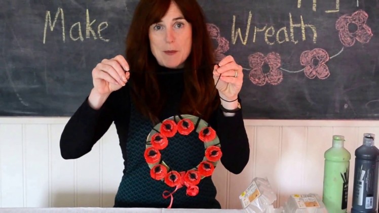How to Make a Poppy Wreath