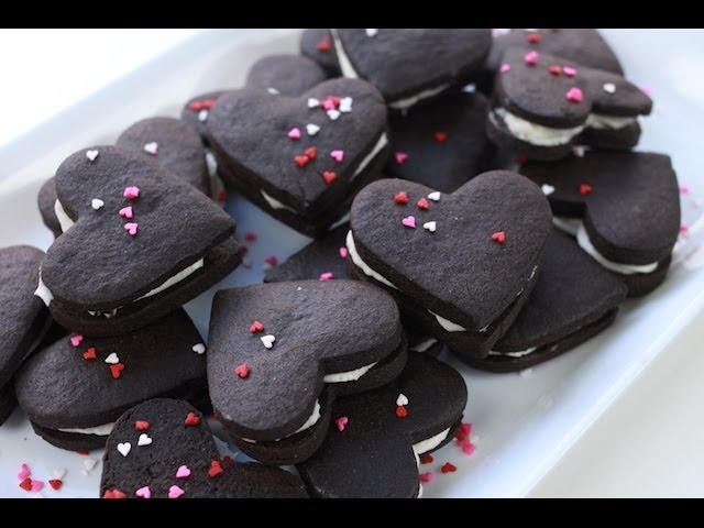 How To Make Homemade Oreo Cookies | Simply Bakings