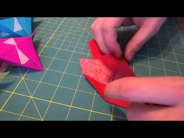 Folding Tomoko Fuse's Dual Triangle (Triangular Windows) origami unit