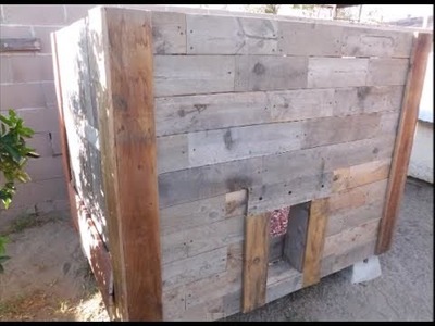 Chicken Coop build from wood pallets only