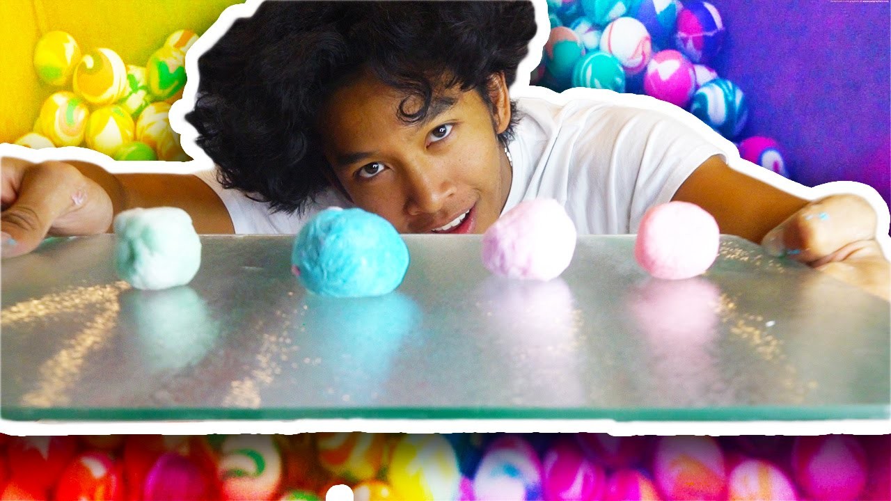 1000 bouncy balls