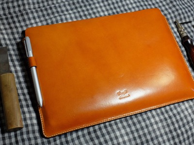 Making of the Surface Pro 3.4 leather sleeve case.
