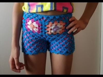 Pantalon, shorts a crochet con cuadrados.Crochet shorts with granny squares
