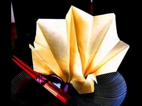 How to make an Origami Napkin Peacock (pavão de origami)