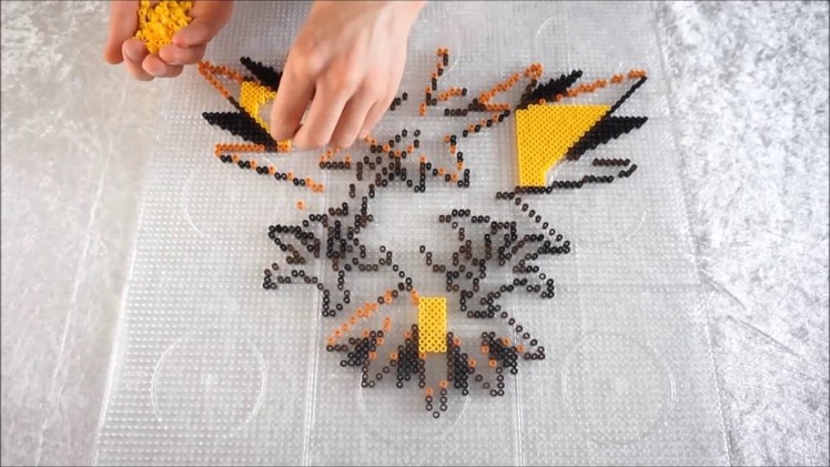 Pokémon ZAPDOS - Hama Beads. Perler Beads