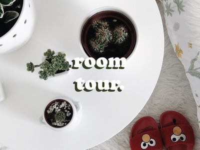 Minimalist room tour.