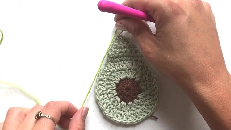Crochet Tutorial - Avocado Coin Purse!