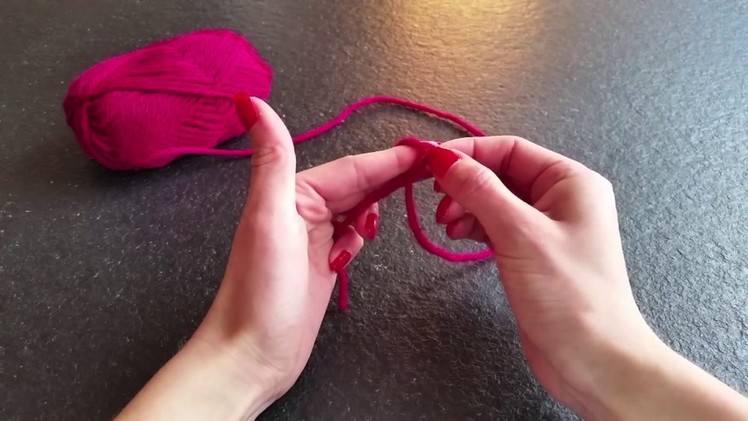 Knitting for beginners - How to make a slip knot